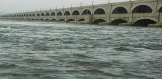 Indus water levels at Sukkur Barrage with rising river flow