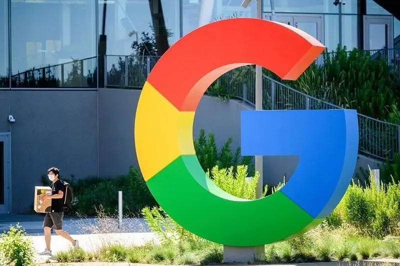 Google headquarters sign representing Google’s free AI Pro Plan initiative for Pakistani students aged 18 and above