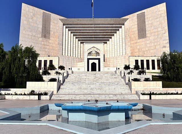 Front view of the Supreme Court of Pakistan building used for the 27th Amendment Full Court news article.