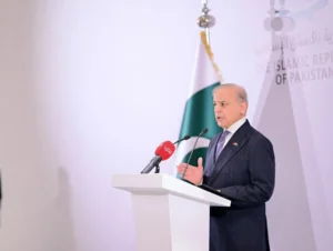 Pakistan’s Prime Minister delivering a speech during his visit to Bahrain, highlighting economic cooperation