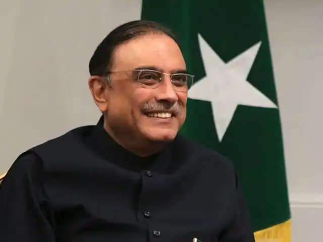 President of Pakistan pictured amid debate on lifetime immunity clause proposed in the 27th Constitutional Amendment