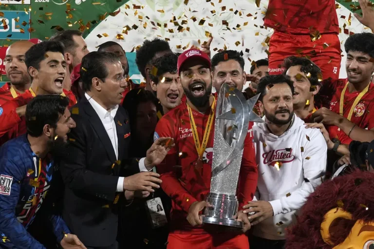PSL 2026 franchises celebration with players holding trophy
