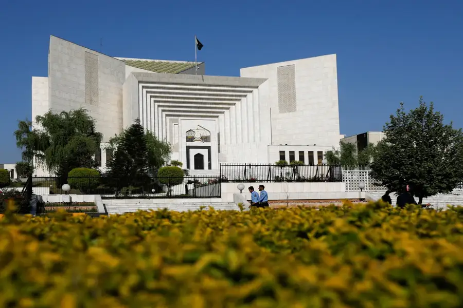 Supreme Court of Pakistan building representing the ruling that strengthened women inheritance rights by fining a man for delaying his sister’s lawful share.