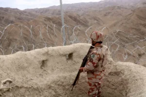 Pakistan security forces guarding Pakistan Afghanistan border amid rising Border Tensions
