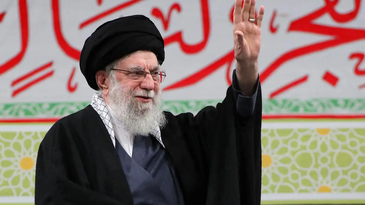 Iranian leader addresses supporters amid Iran US strike tensions
