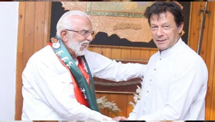 Zulfiqar Khosa meeting Imran Khan during political event highlighting Zulfiqar Khosa career