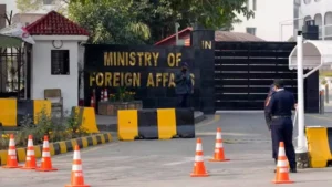 Pakistan Foreign Office building linked to Pakistan Iran aircraft statement