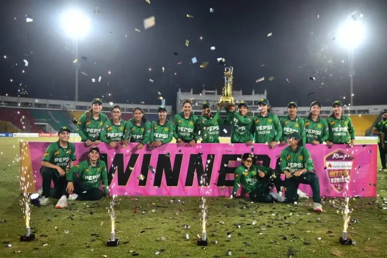 Pakistan women's cricket team celebrating T20I series whitewash victory against Zimbabwe