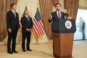 US officials discuss the proposed US Iran deal during a diplomatic briefing