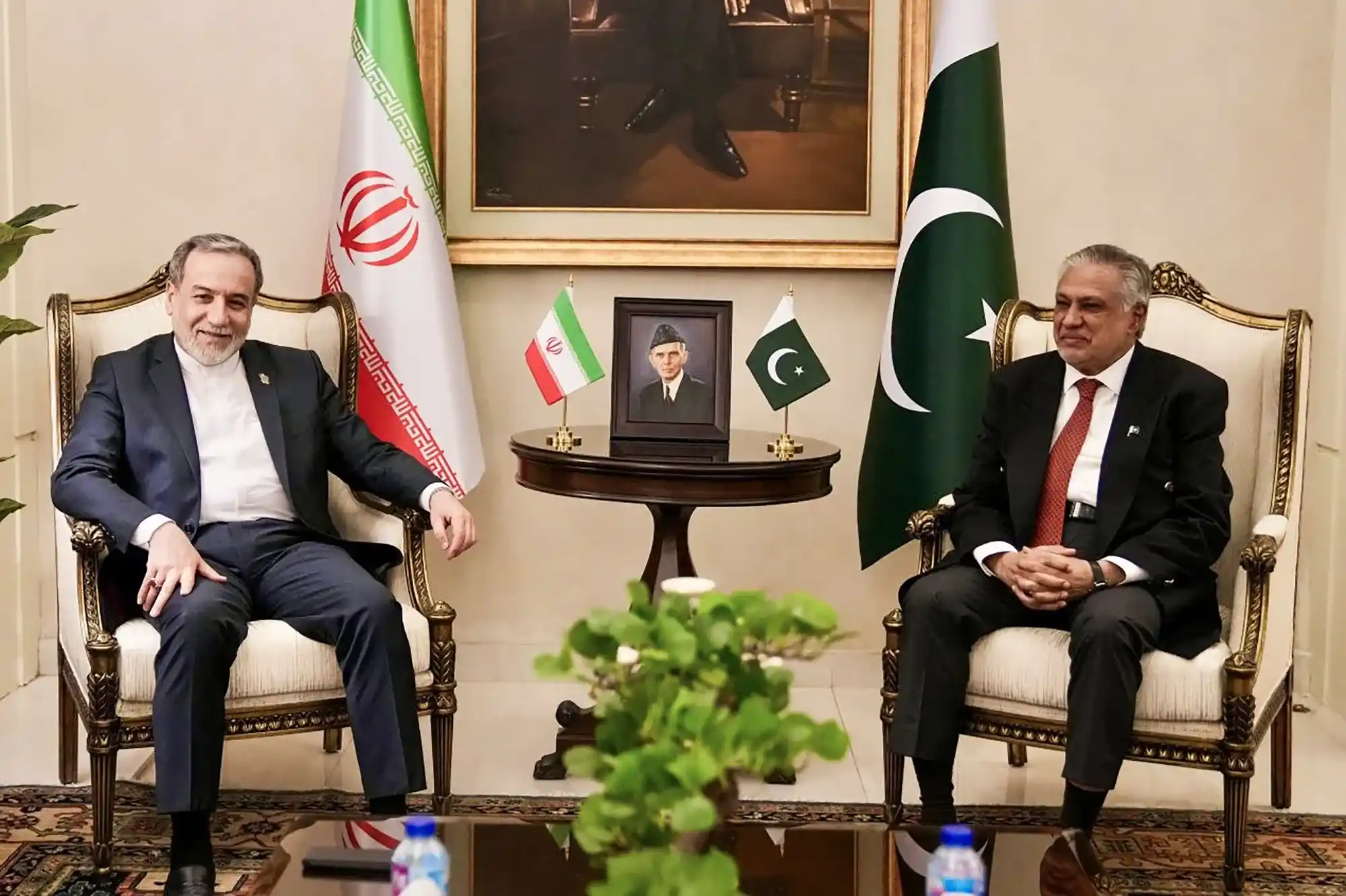 Pakistani and Iranian officials meeting during US Iran talks and regional peace discussions