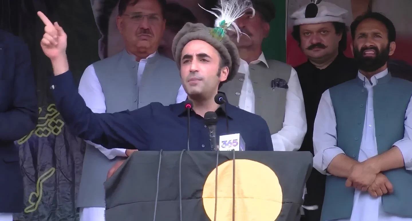 Bilawal Bhutto Zardari addressing a public rally in Gilgit Baltistan while urging the early completion of Diamer-Bhasha Dam.
