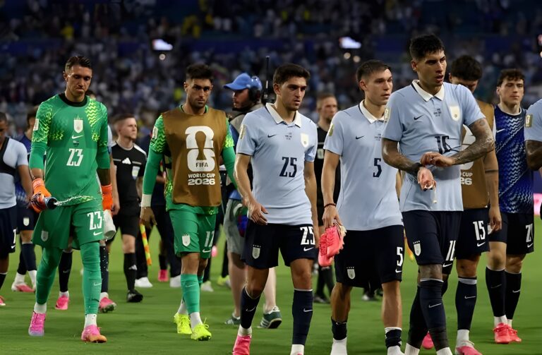 Uruguay players leave the pitch after elimination as France Spain World Cup group stage results confirm Spain's top spot and Uruguay's exit.