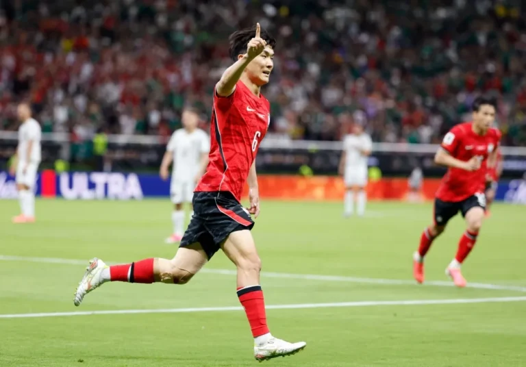 Hwang In-beom celebrates during South Korea Win over Czech Republic in FIFA World Cup 2026 Group A match