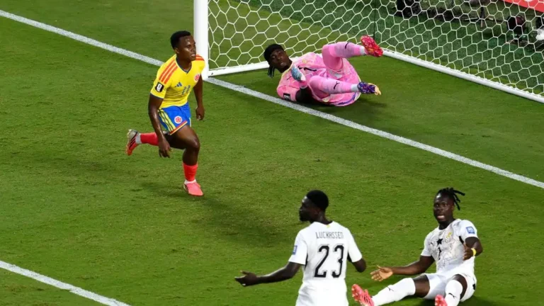 Colombia vs Ghana World Cup 2026 match as Ghana goalkeeper reacts while Colombia attack during the Round of 32