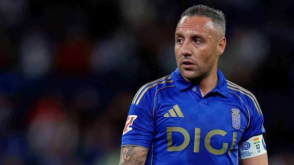 Santi Cazorla during his final season with Real Oviedo before Santi Cazorla Retirement